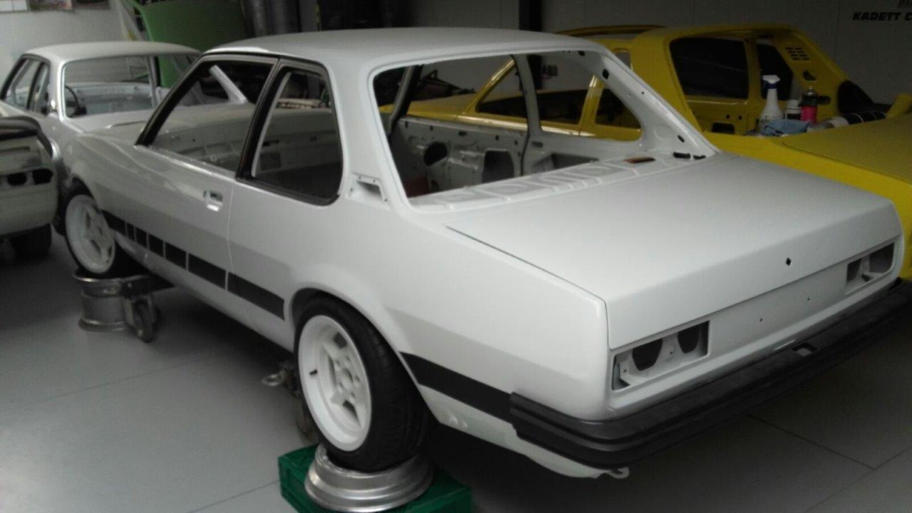 Opel Ascona B wit 03 (314)