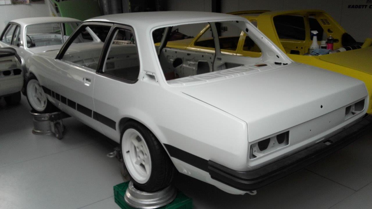 Opel Ascona B wit 03 (316)