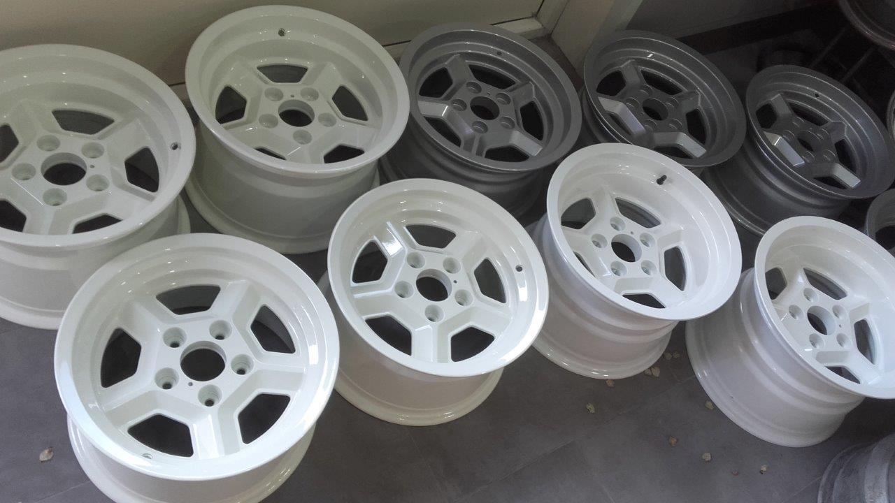 Opel Ascona Manta 400 velgen 8x15 en 10x15 (103)