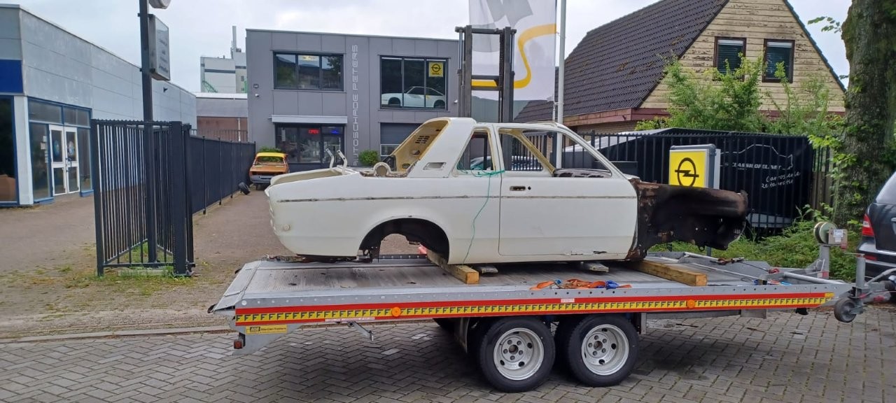 Opel-Kadett-C-Aero-nr-06-136