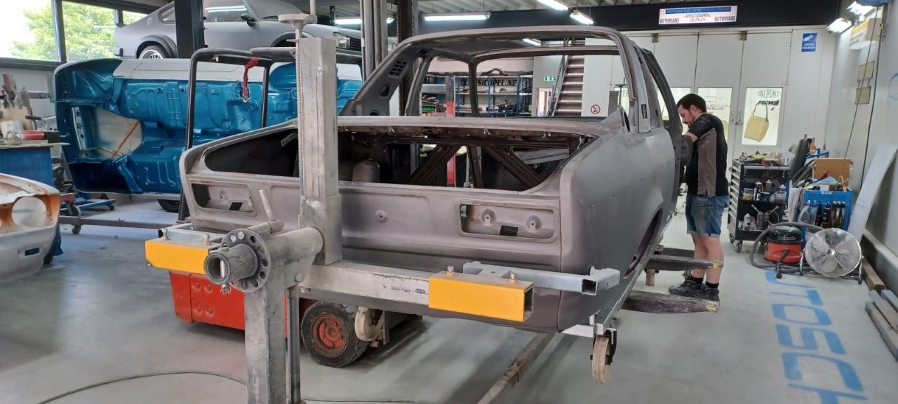 Opel-Kadett-C-Aero-nr-06-139