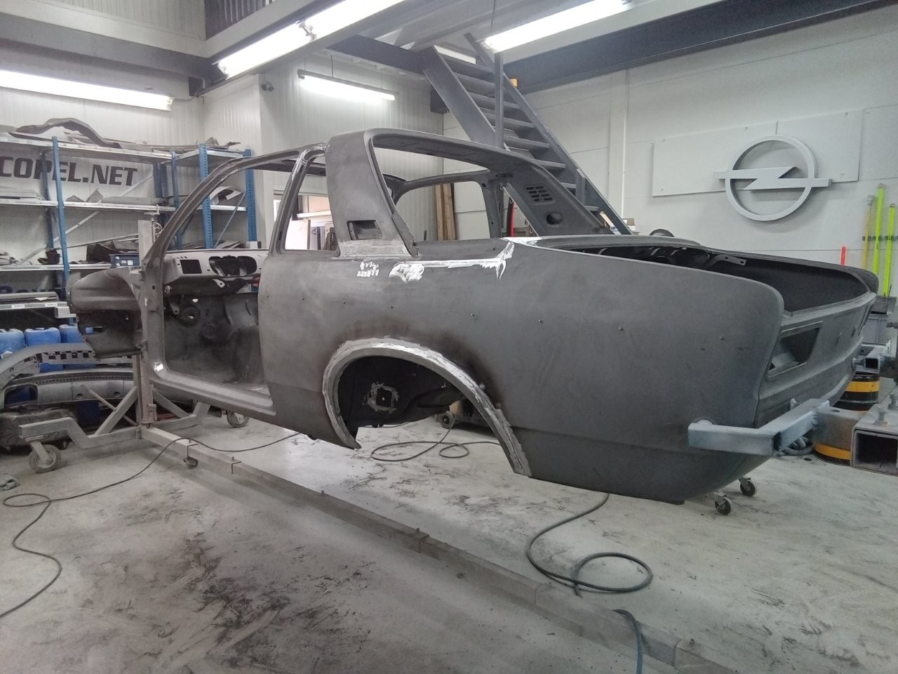 Opel-Kadett-C-Aero-nr-06-240