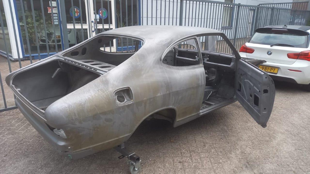 Opel-Kadett-B-Coupe-nr-03-123
