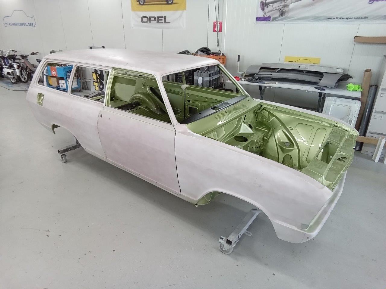 Opel-Kadett-B-station-nr-04-270