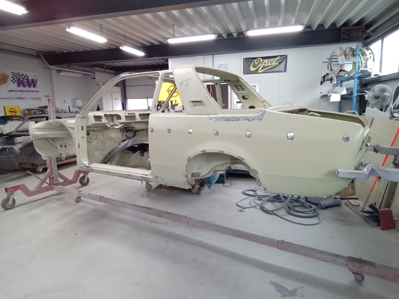 Opel-Kadett-C-Aero-nr-05-100