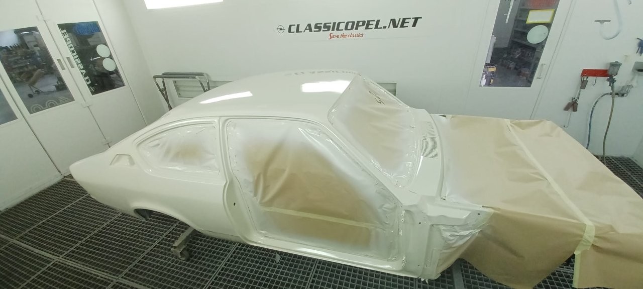 Opel-Kadett-C-GTE-replica-nr-52-125