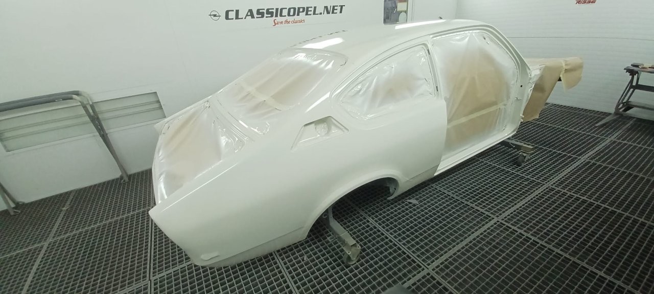 Opel-Kadett-C-GTE-replica-nr-52-126