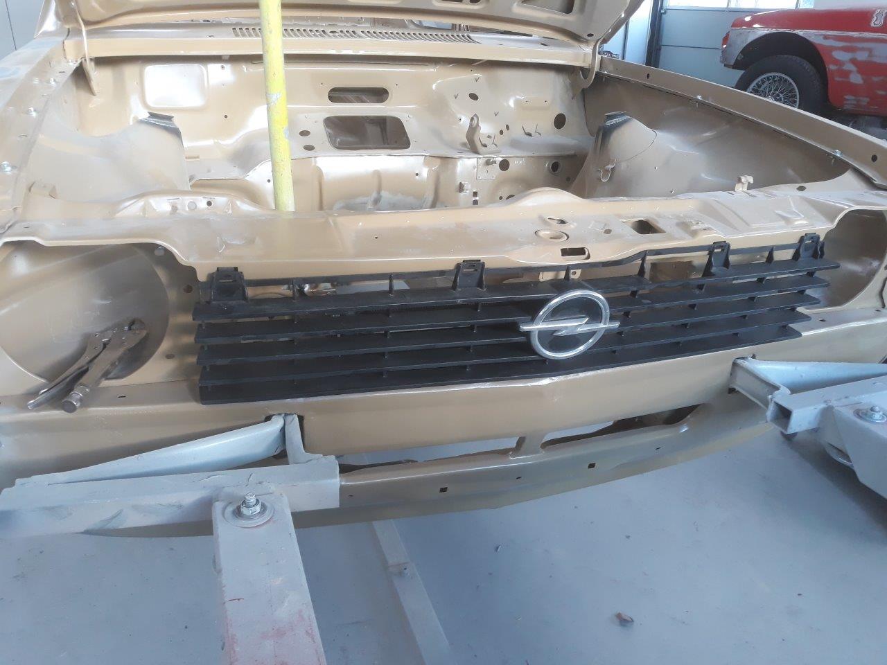 Opel Kadett C 20E nr 29 (195)