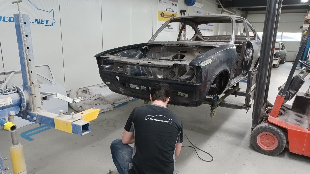Opel-Kadett-C-Coupe-nr-39-158
