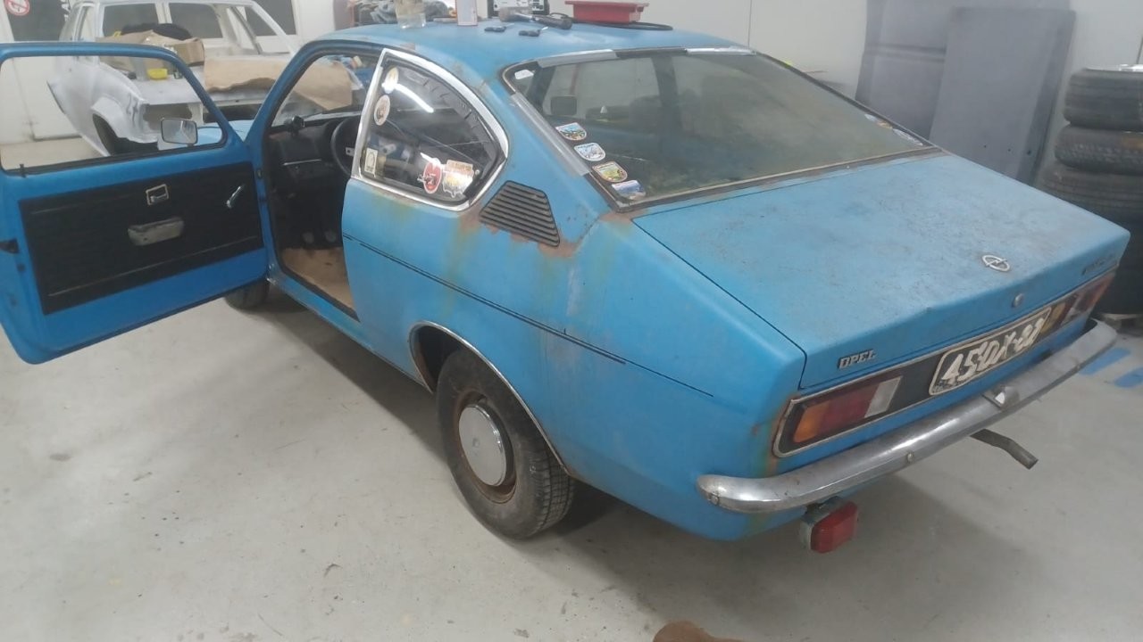Opel-Kadett-C-Coupe-patina-109