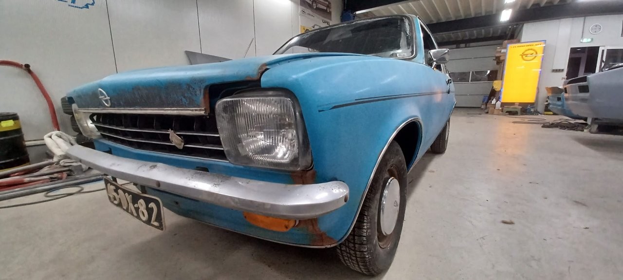 Opel-Kadett-C-Coupe-patina-113