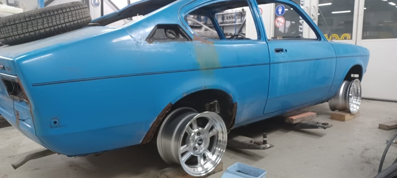 Opel-Kadett-C-Coupe-patina-141