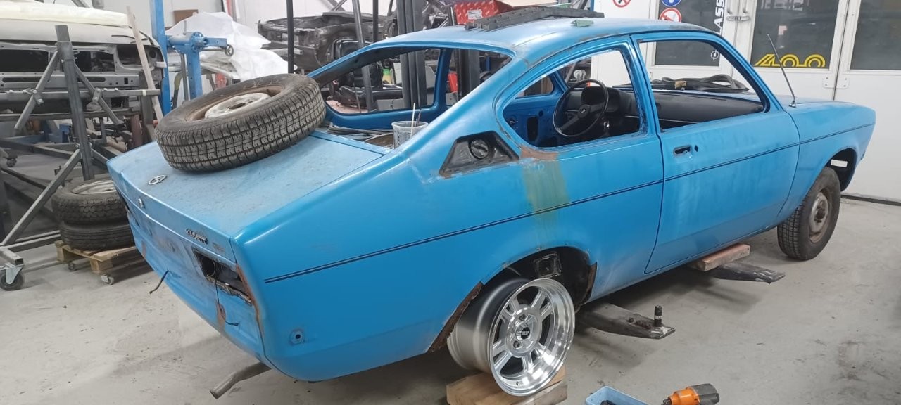 Opel-Kadett-C-Coupe-patina-142