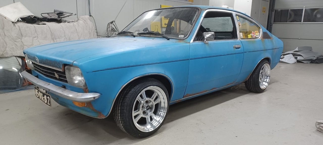 Opel-Kadett-C-Coupe-patina-144
