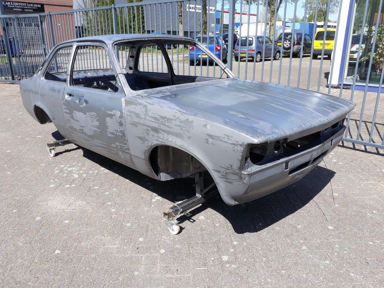 Opel-Kadett-C-sedan-nr-01-103-114