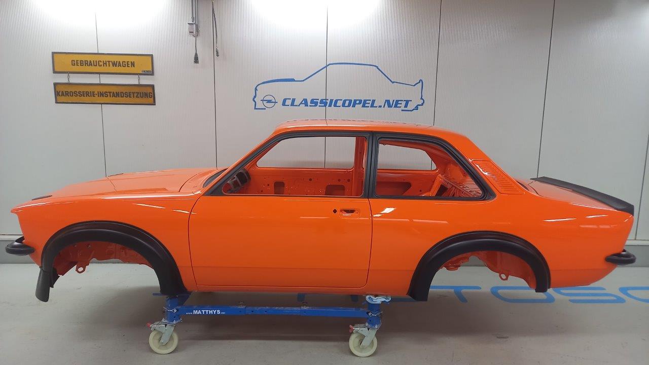 Opel-Kadett-C-sedan-nr-01-103-276