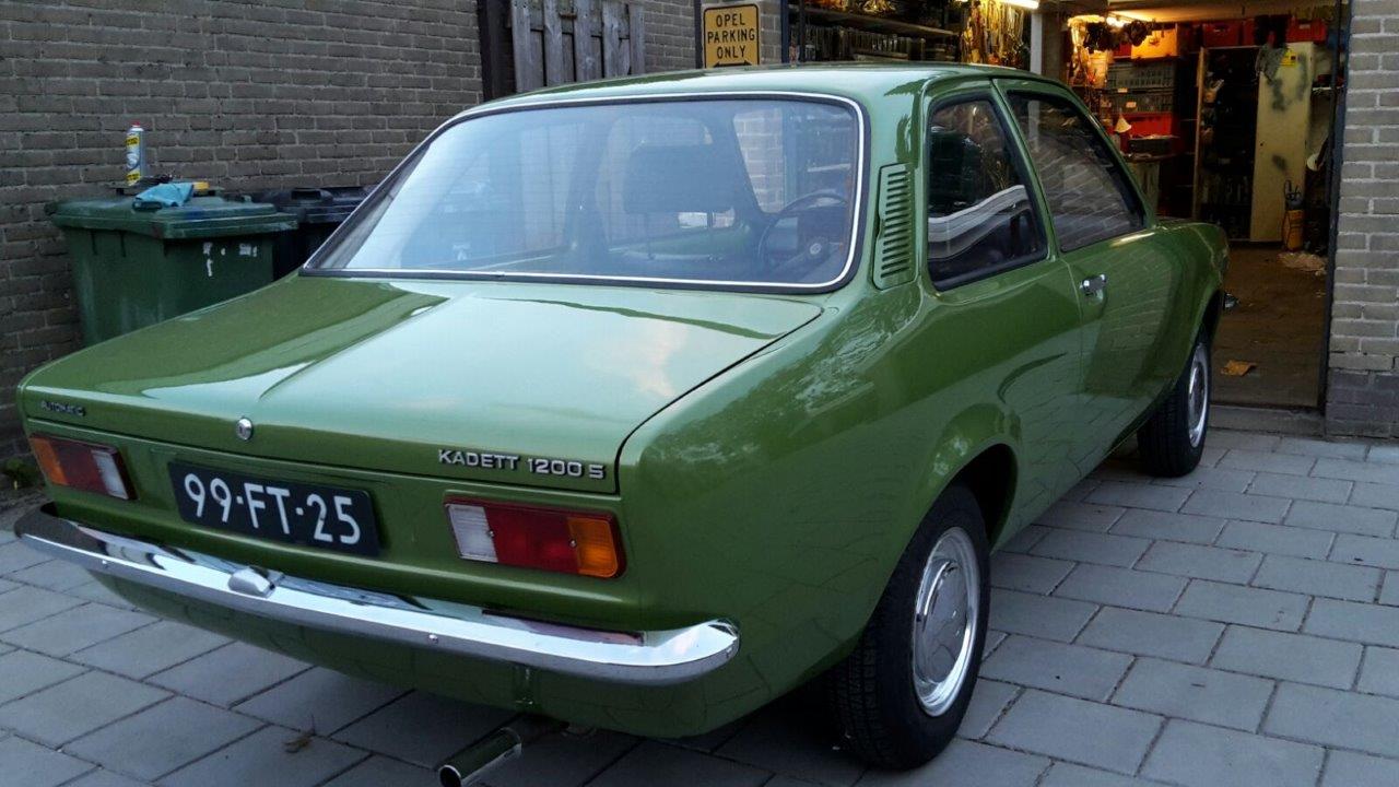 Opel Kadett C sedan nr 01 (261)