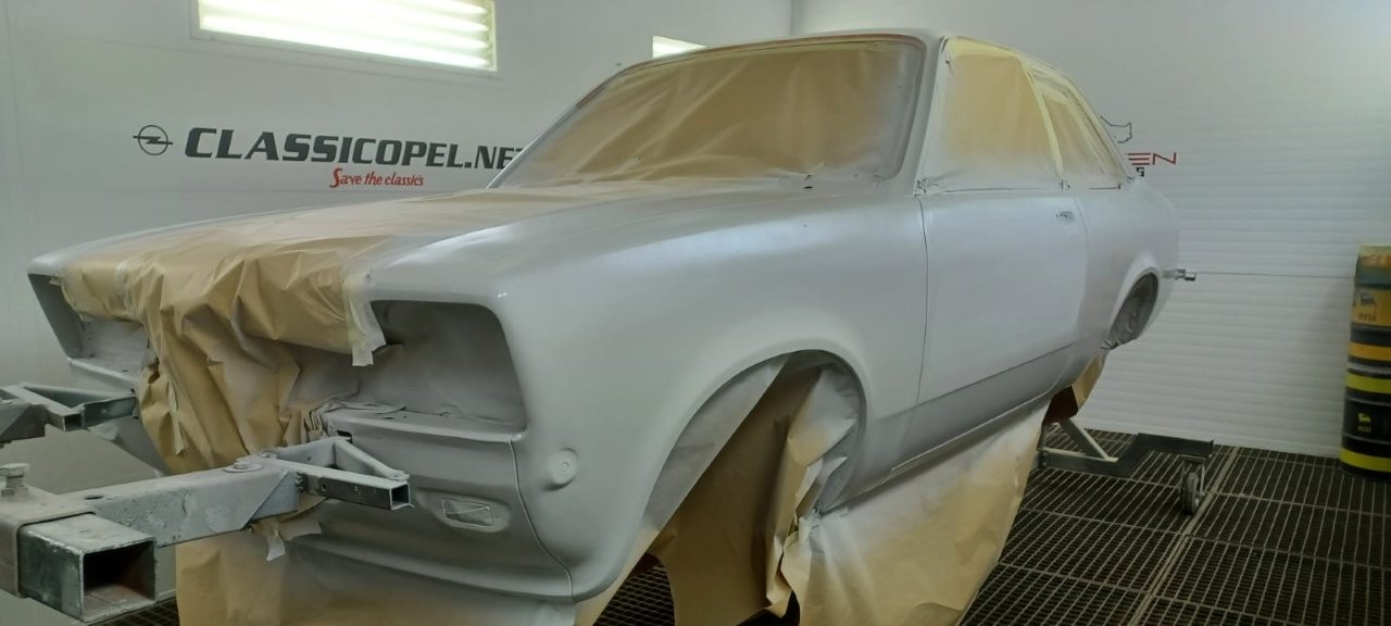 Opel-Kadett-C-Sedan-nr-03-276