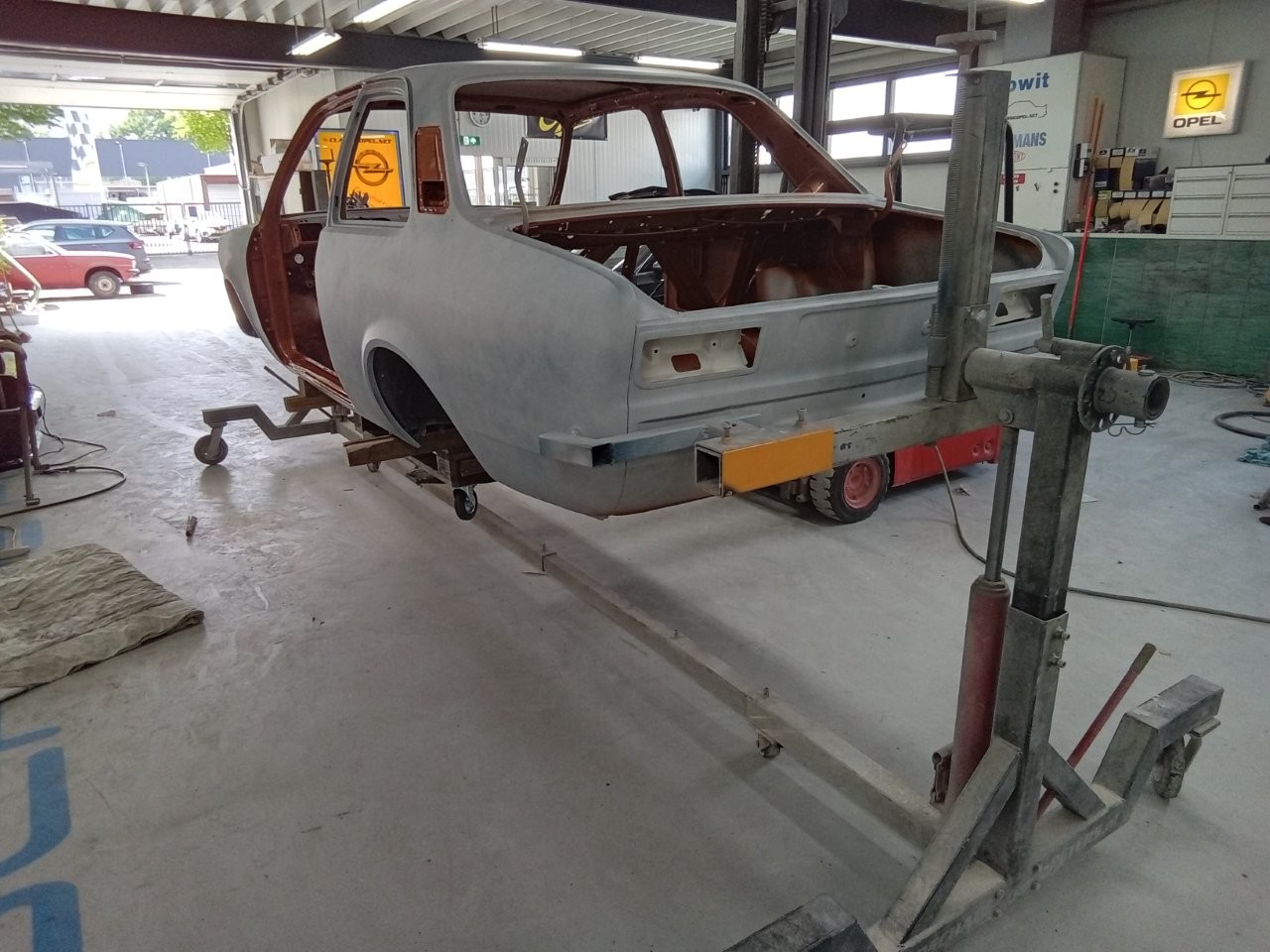 Opel-Kadett-C-Sedan-nr-03-309
