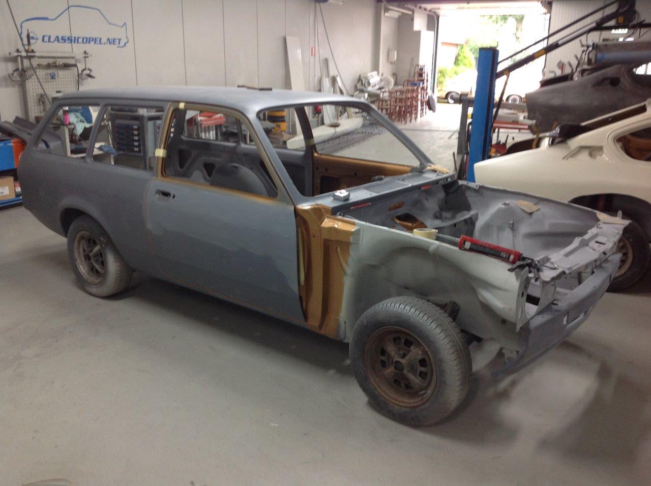 Opel Kadett C Station 02 (210)