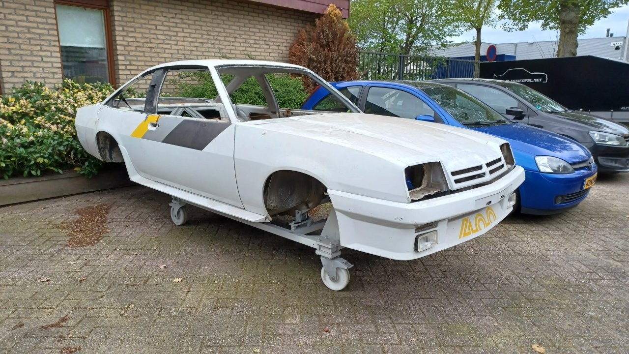 Opel-Manta-B-400R-nr-19-102