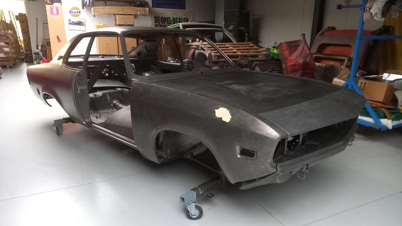 Opel-Manta-A-nr-03-103