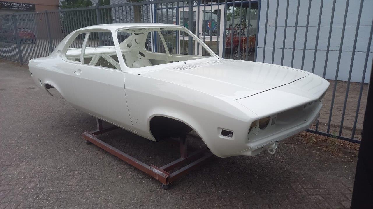 Opel-Manta-A-nr-03-214