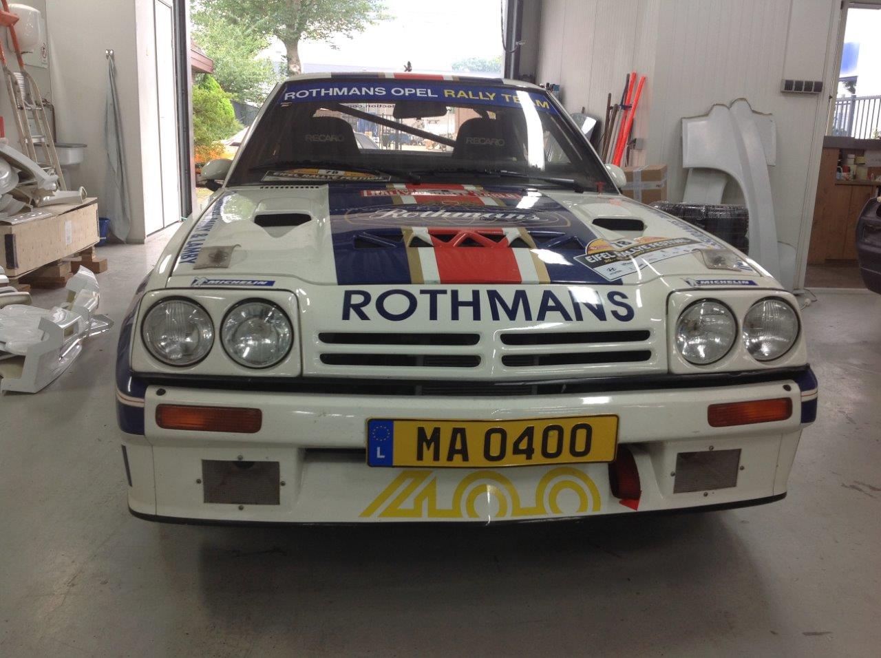 Opel Manta 400 Rothmans Lamp kit (105)