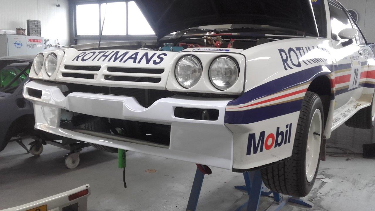 Opel Manta 400 Rothmans Lamp kit (115)