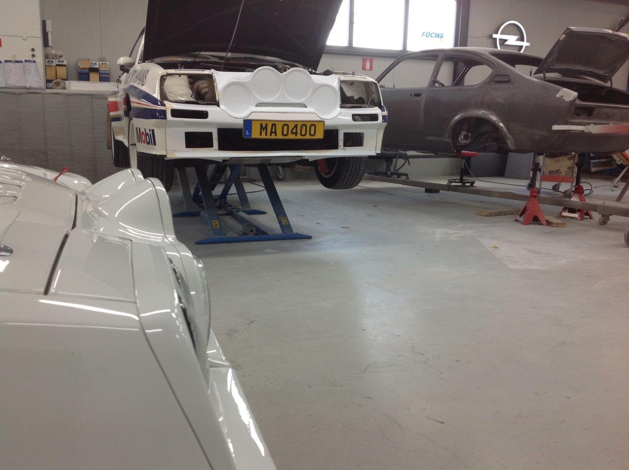 Opel Manta 400 Rothmans Lamp kit (143)
