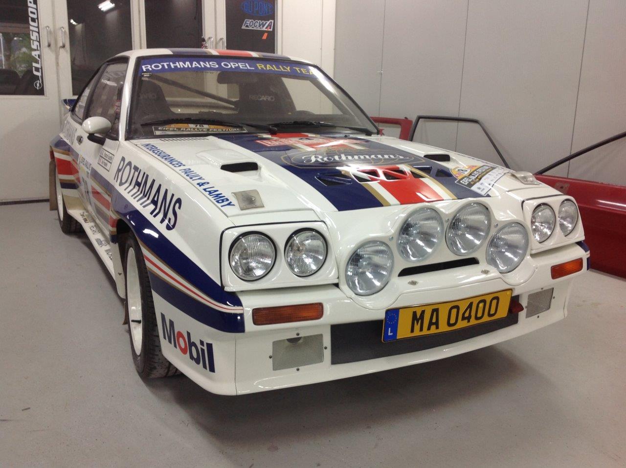 Opel Manta 400 Rothmans Lamp kit (156)