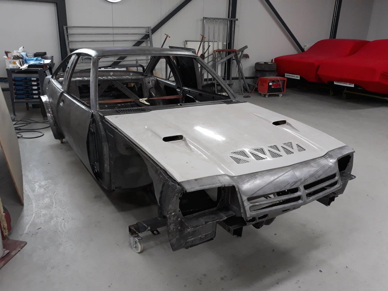 Opel-Manta-B-400-R14-128