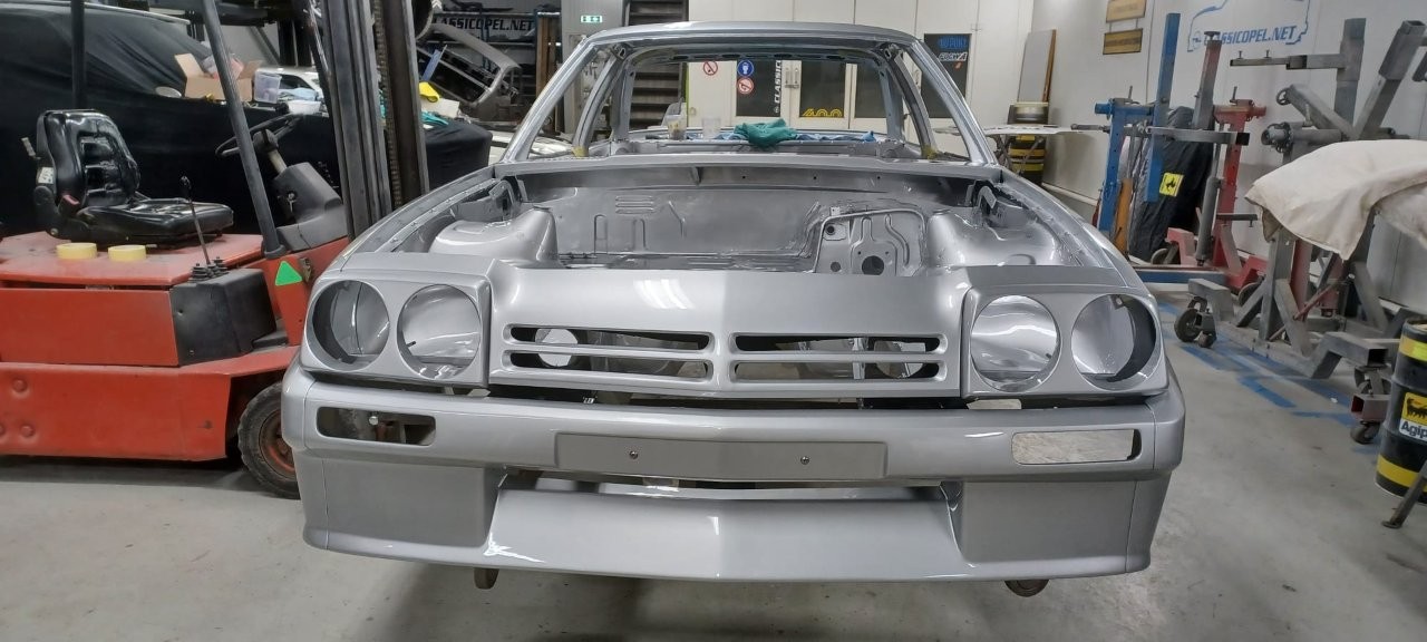 Opel-Manta-B-400-nr-18-326