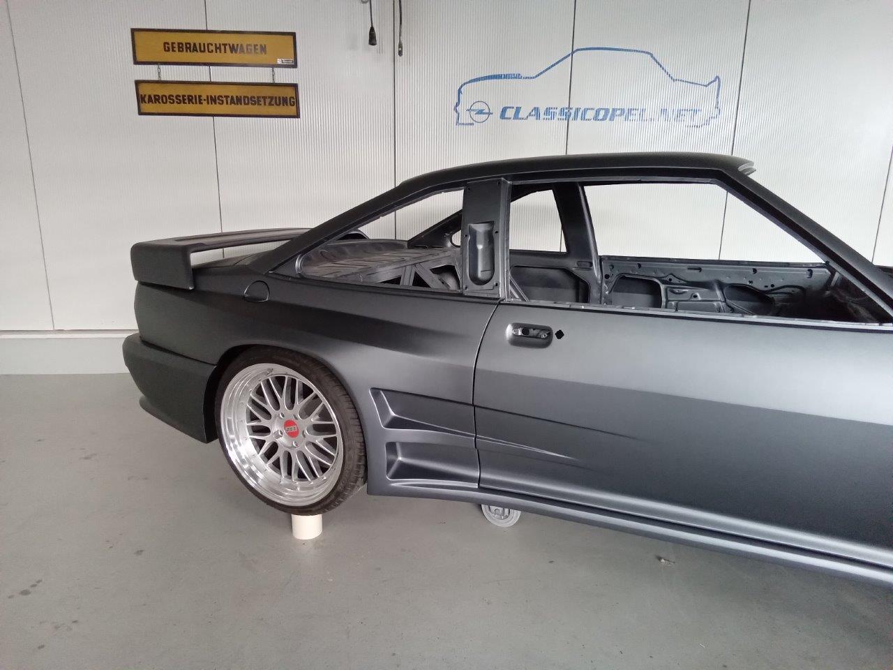 Opel-Manta-B-EVO-nr-15-300