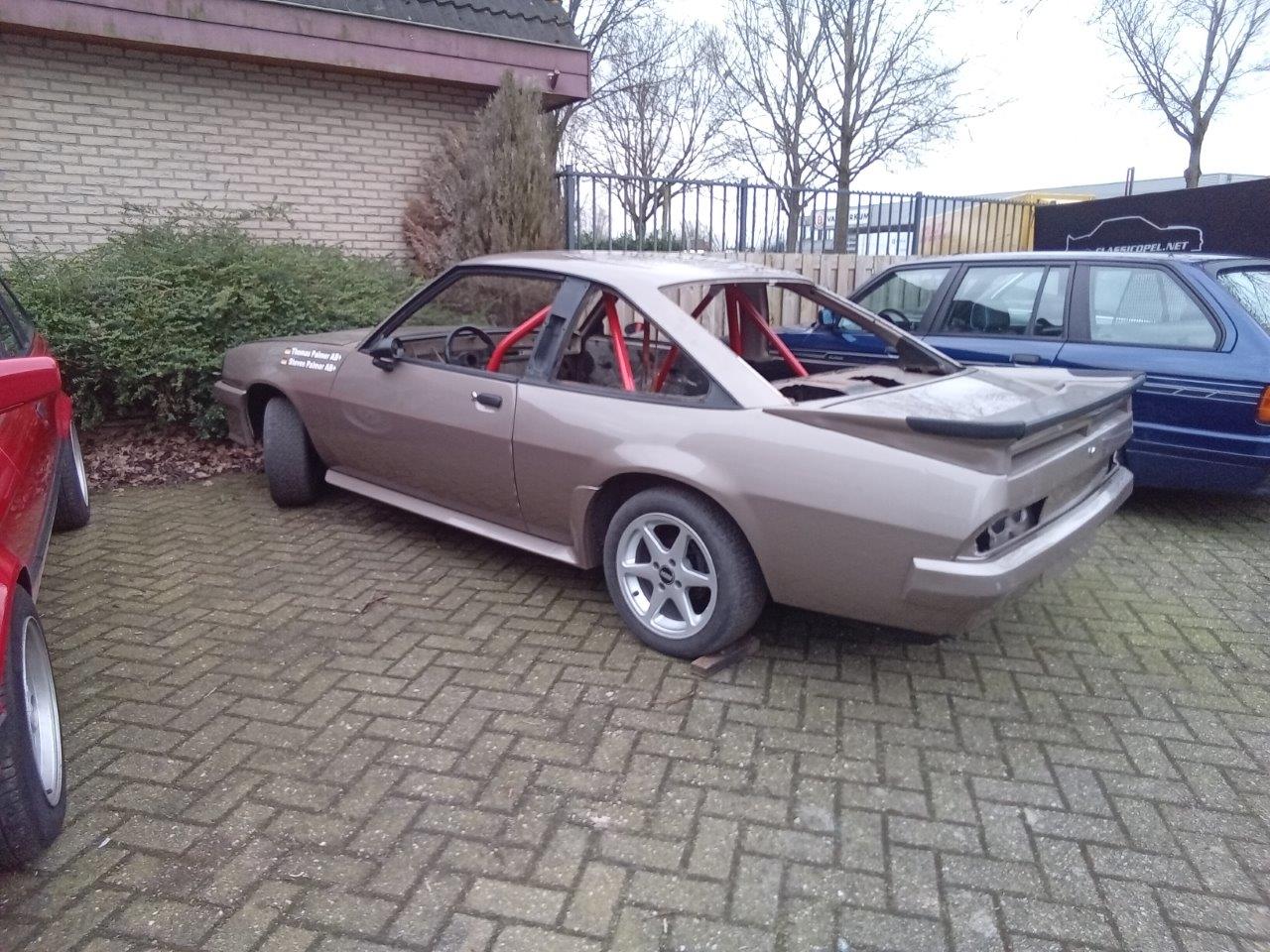 Opel-Manta-B-GSi-nr-17-105