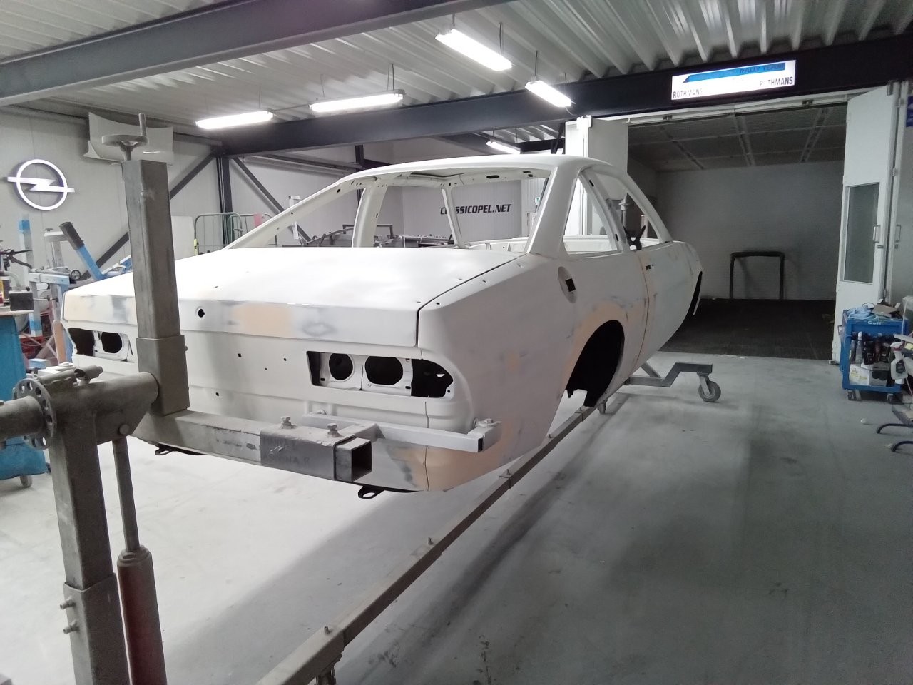 Opel-Manta-B-GSi-nr-17-268