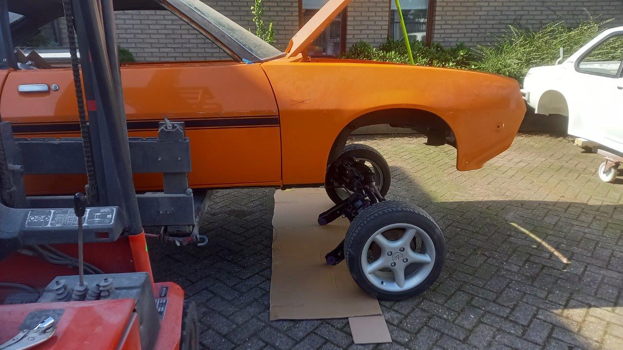 Opel-Manta-B-nr-16-113