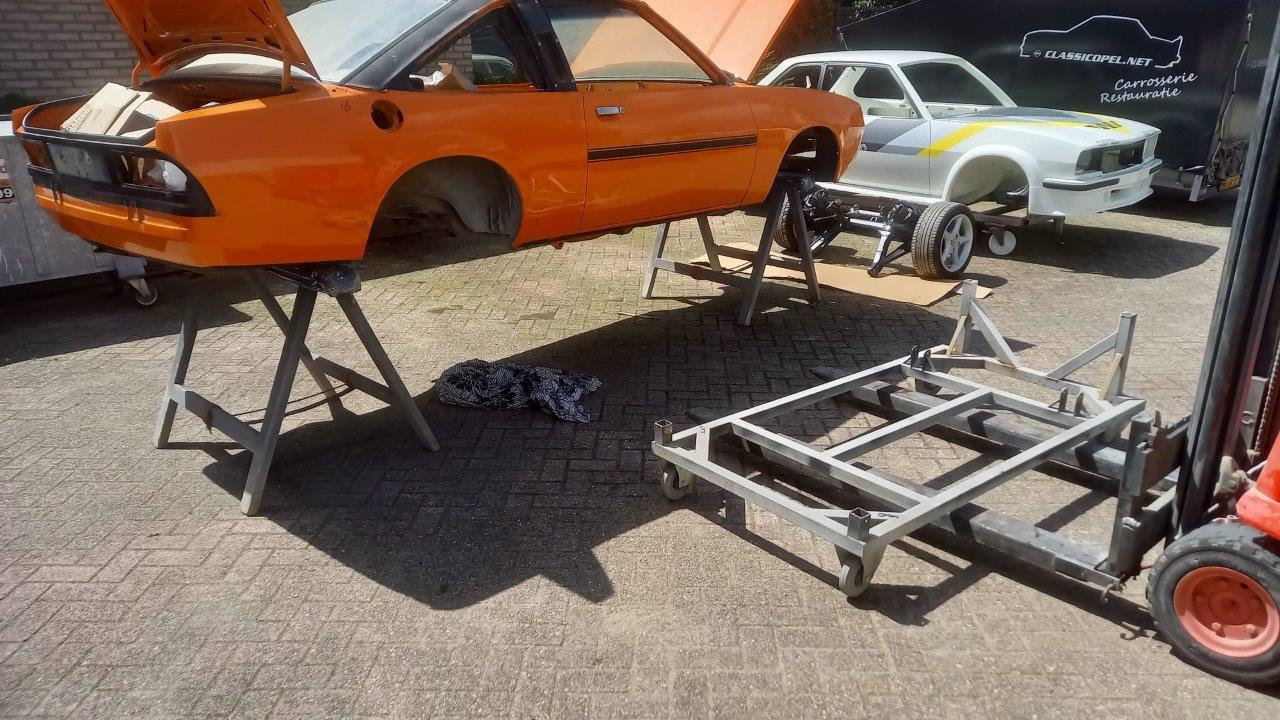 Opel-Manta-B-nr-16-116
