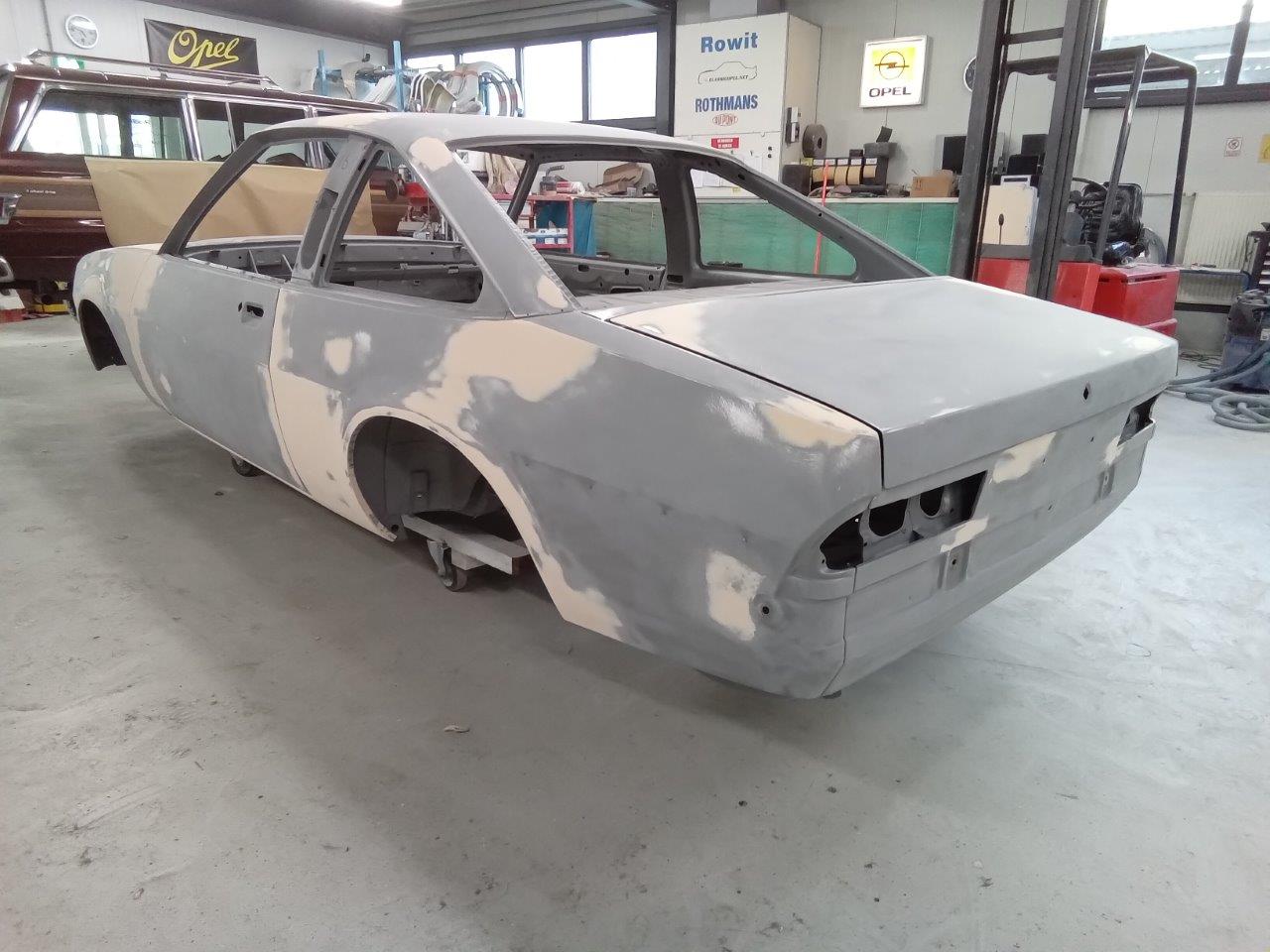 Opel-Manta-B-nr-16-208