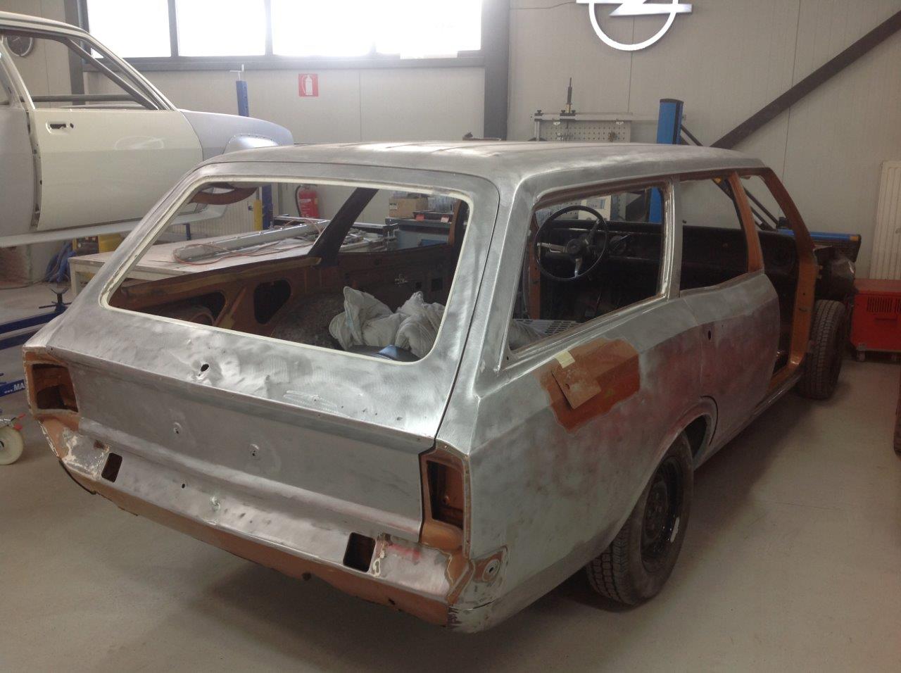 Opel Rekord C Station (130)