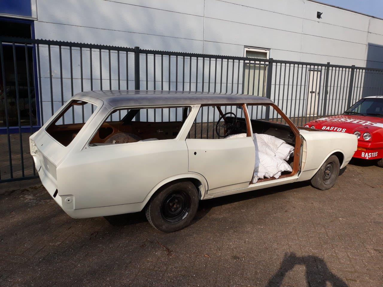 Opel Rekord C Station (145)