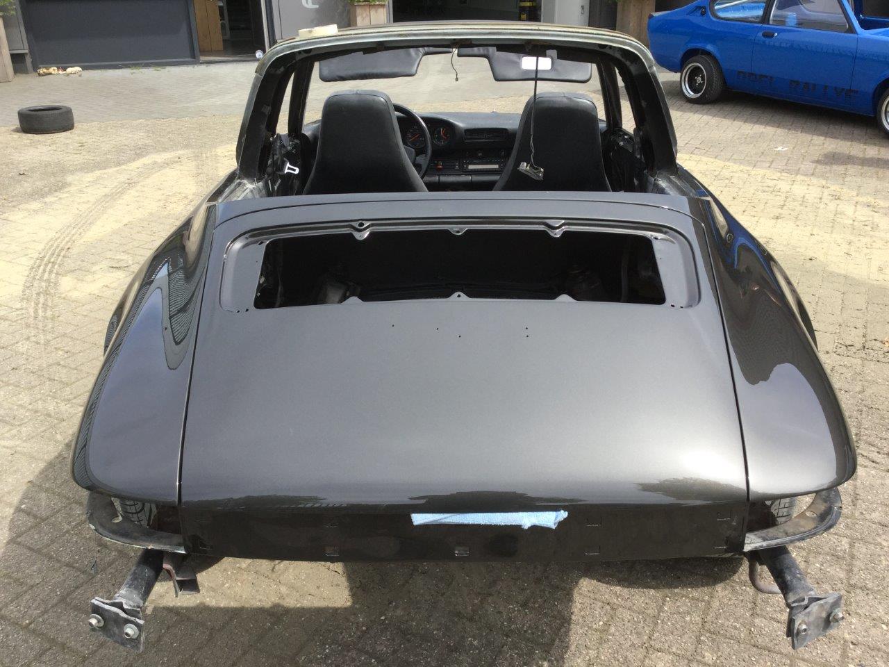 Porsche-911-Targa-155