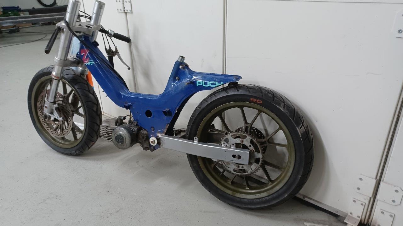 Puch-nr-01-103