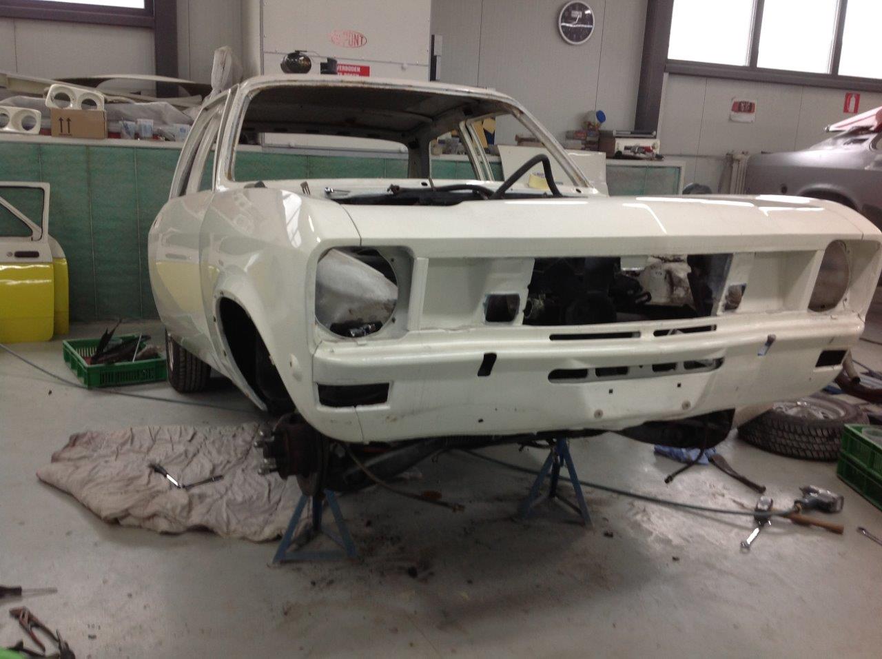 Opel Ascona A wit (146)