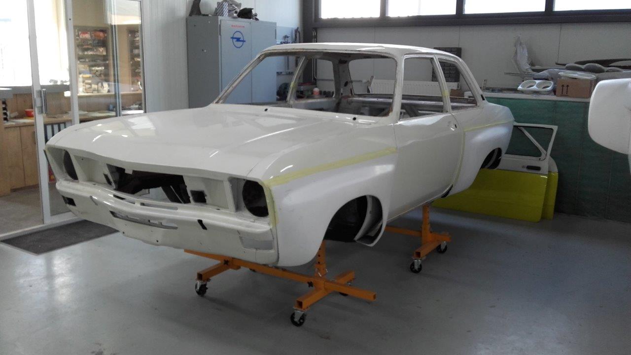 Opel Ascona A wit (158)