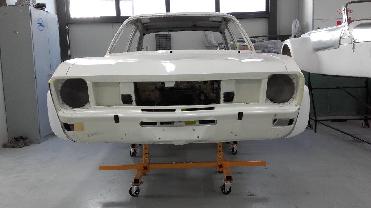 Opel Ascona A wit (159)