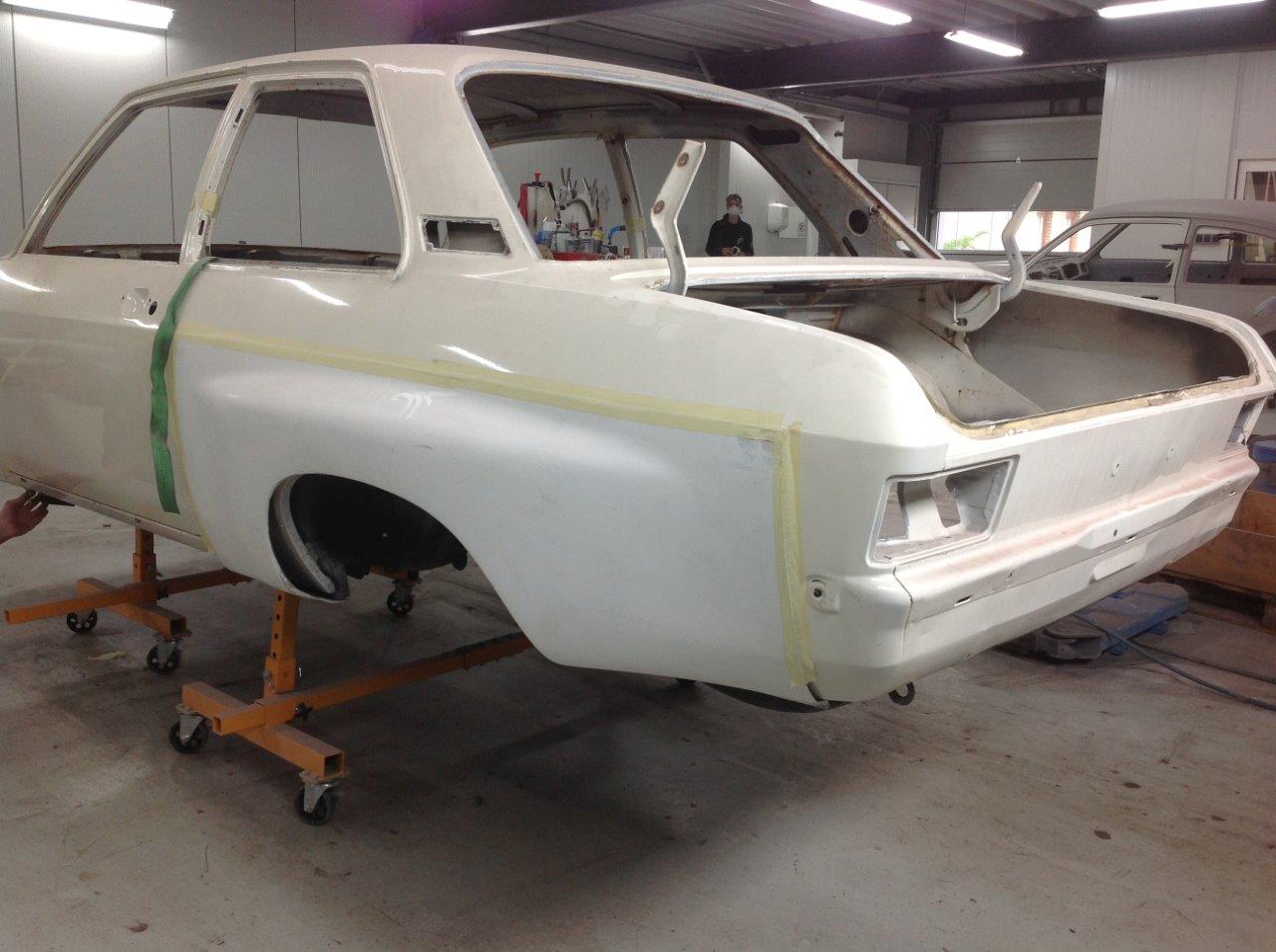 Opel Ascona A wit (165)