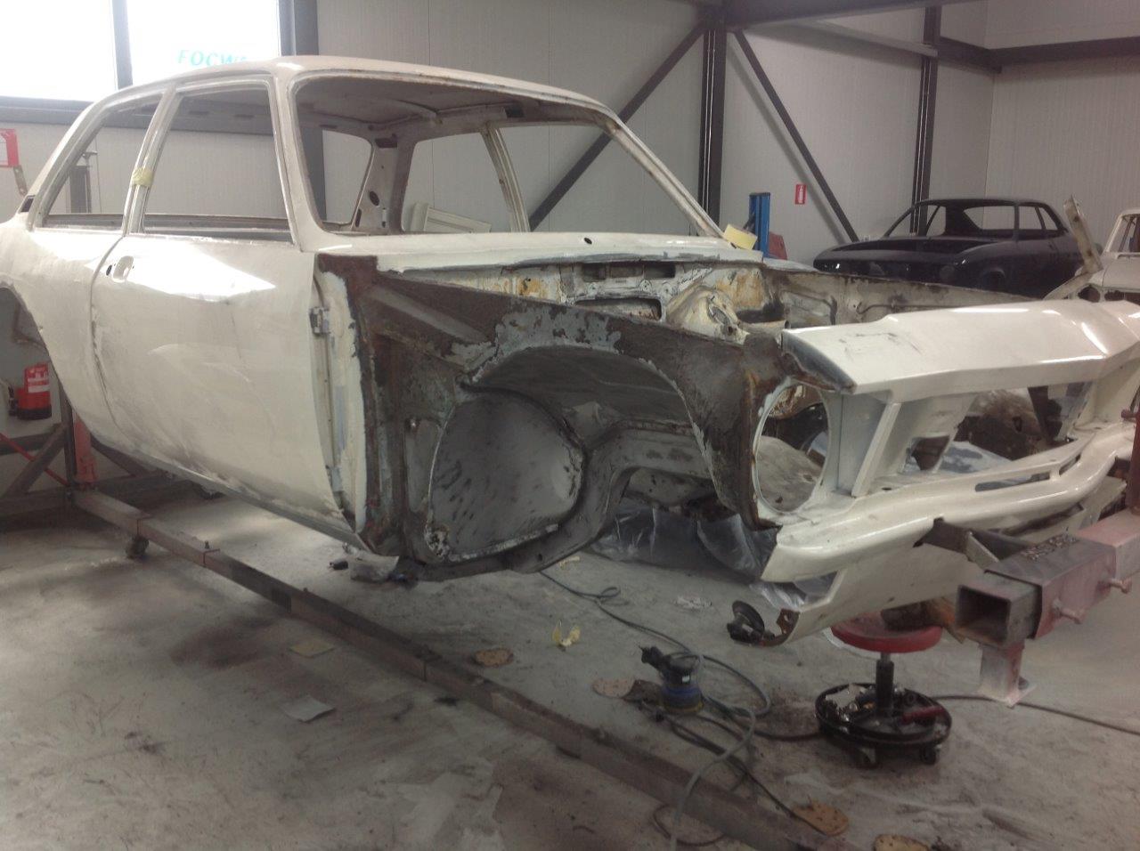 Opel Ascona A wit (182)