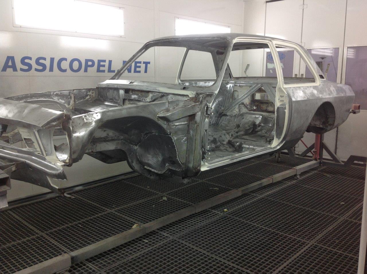 Opel Ascona A wit (200)