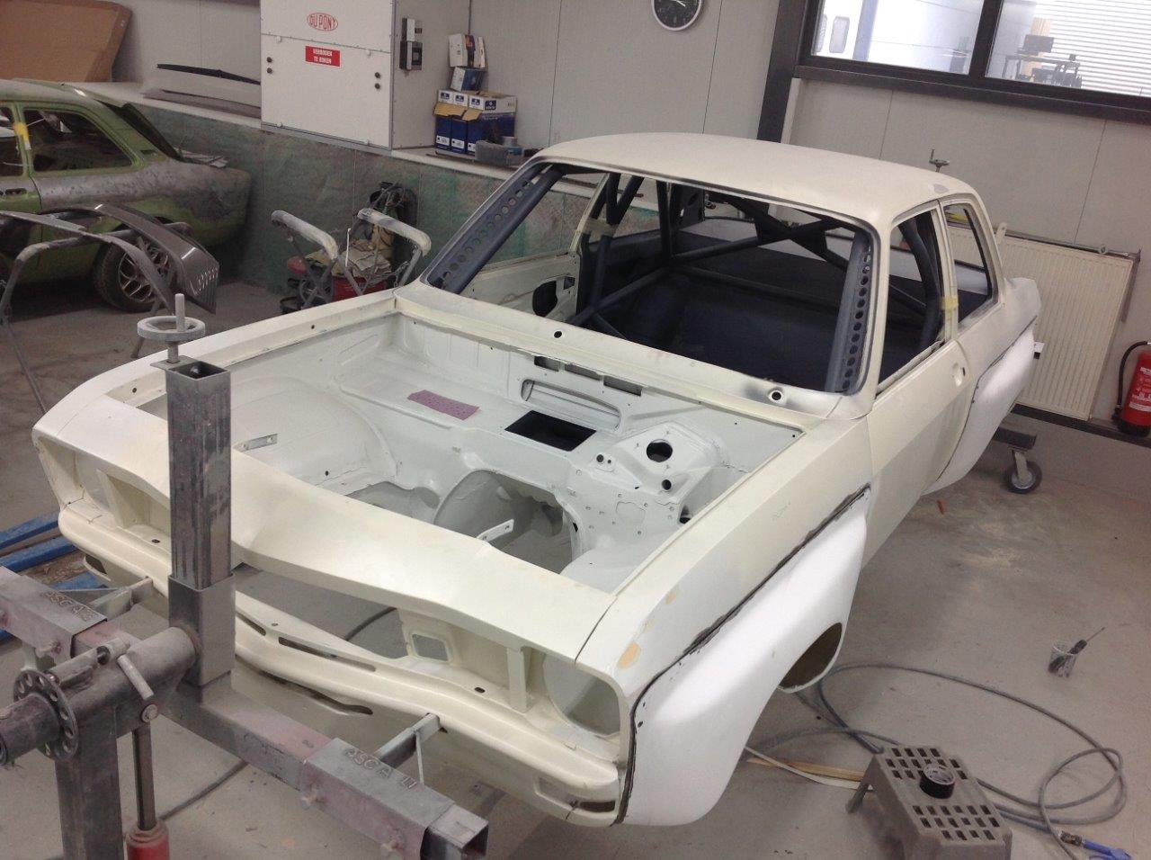 Opel Ascona A wit (285)